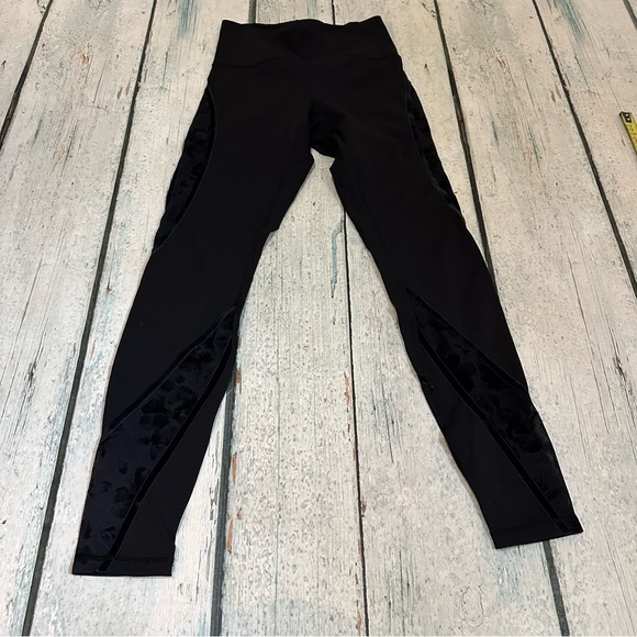 Lululemon 6 Wunder Under High-Rise Tight Flocked 28 leggings black lace floral - Picture 5 of 11